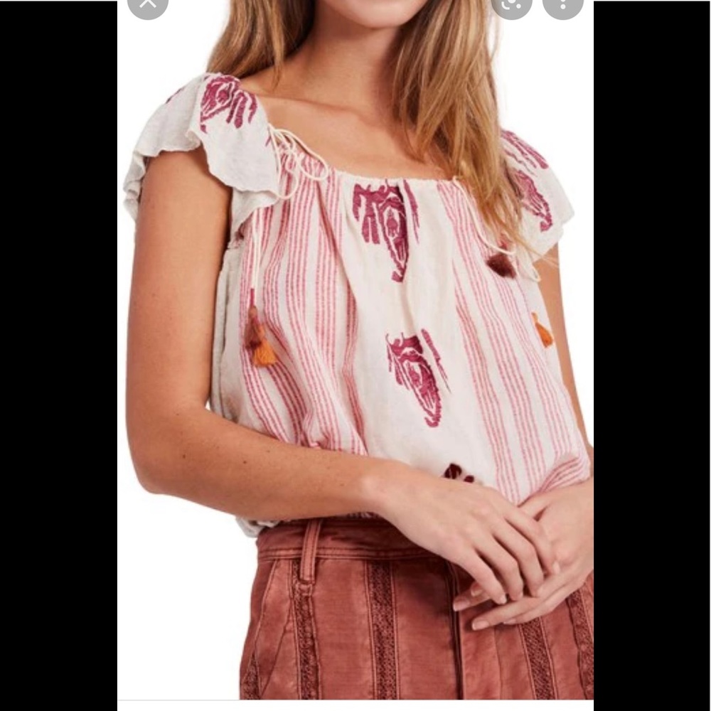FREE PEOPLE  Puka cutest embroidered top sz M